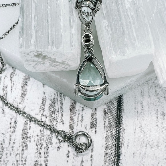 ✗ SOLD ✗ - Picture 3 of 8